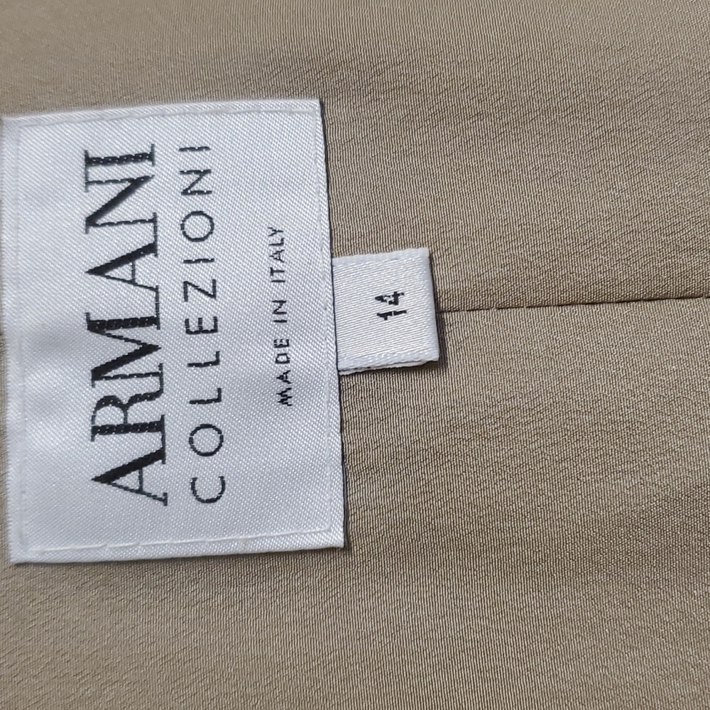 Armani Collezioni - Tan & White Pin Striped Linen & Silk Jacket Sz 14 - Picture 4 of 9